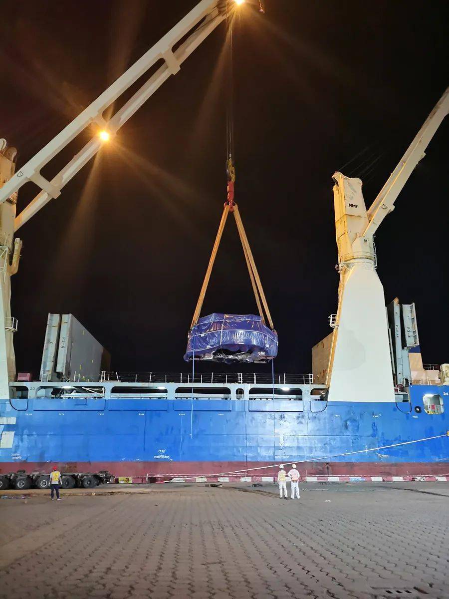 穿山开路的巨擘 256吨盾构机从中国到波兰的海运之旅